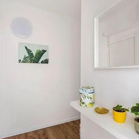 Elegant In Lejlighed *