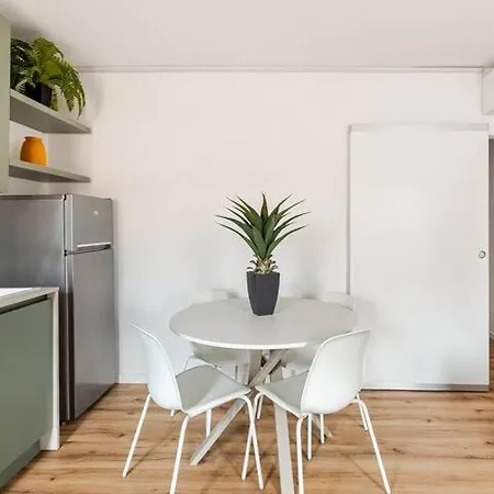 Elegant In Lejlighed *