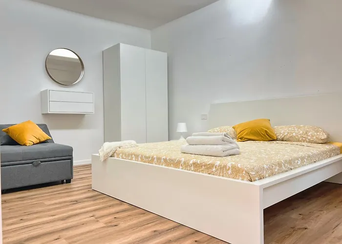 Apartament Elegant In *